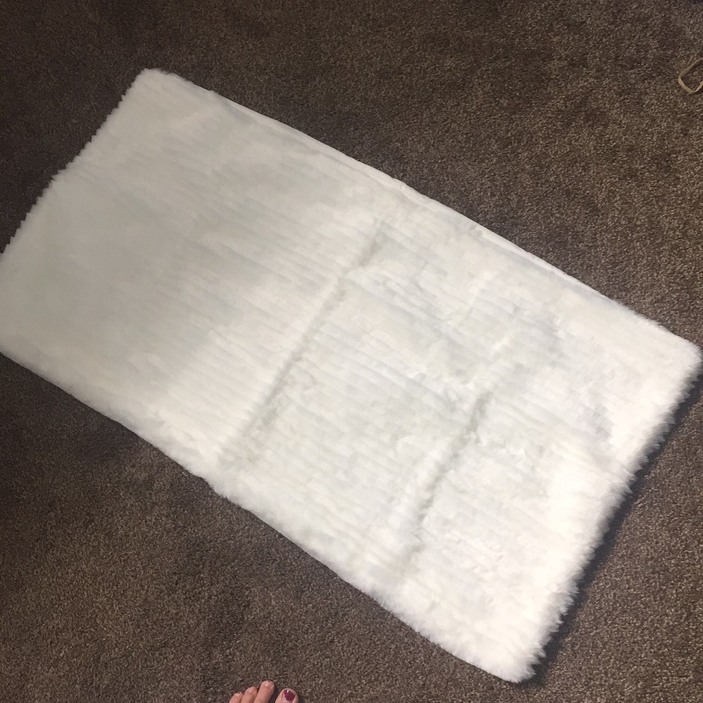 UGG king size long pillow case (1) white
